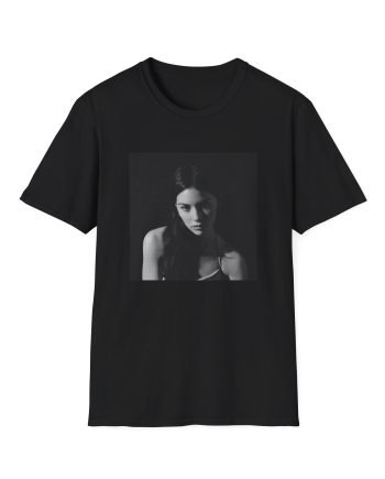 Gracie Abrams Abrams Photo Unisex Softstyle T-Shirt